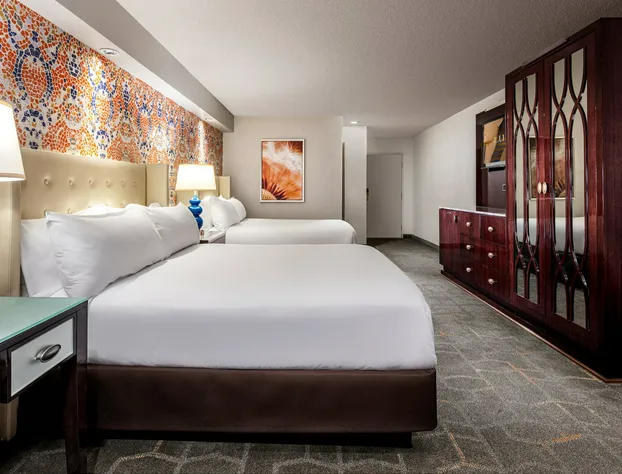 Luxor Hotel and Casino hotel detail image 4