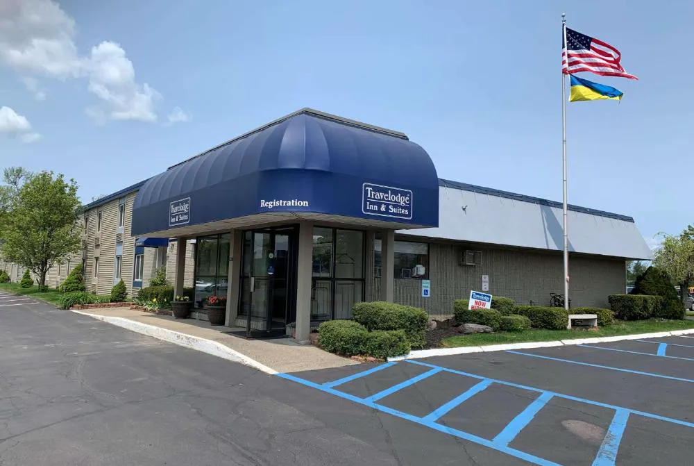 Travelodge Inn & Suites by Wyndham Albany hotel hero