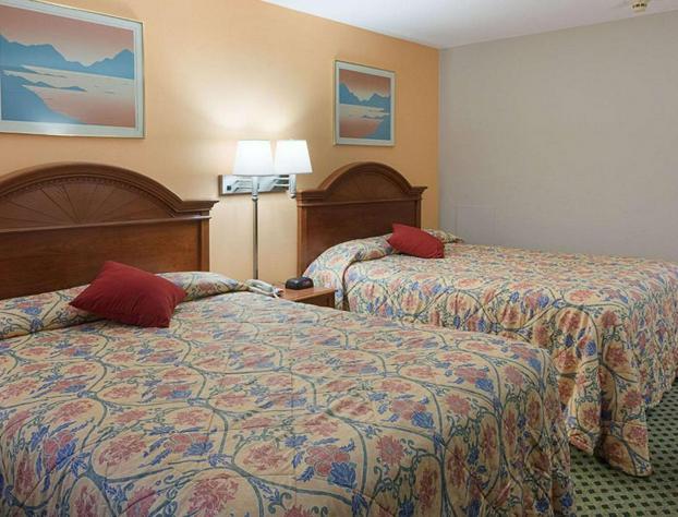 Rodeway Inn Milford - I-84 hotel detail image 3