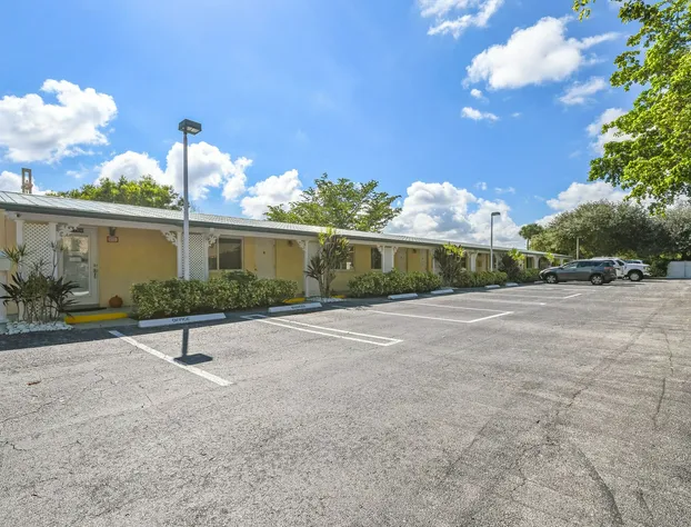 Tequesta Palms Inn hotel detail image 1