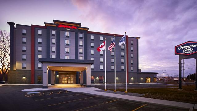 Hampton Inn by Hilton Sarnia/Point Edward hotel detail image 1