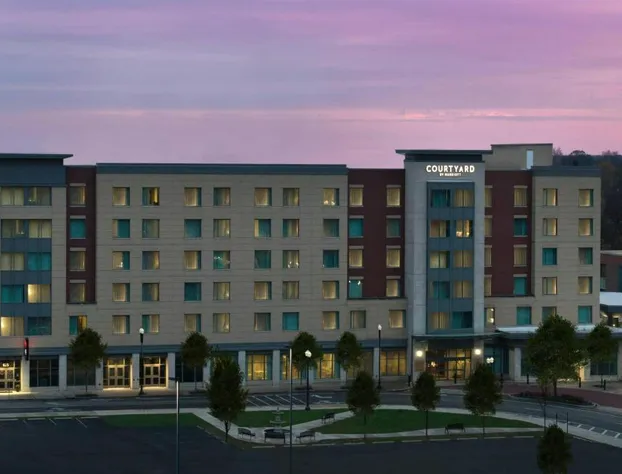 Courtyard Muncie at Horizon Convention Center hotel detail image 1