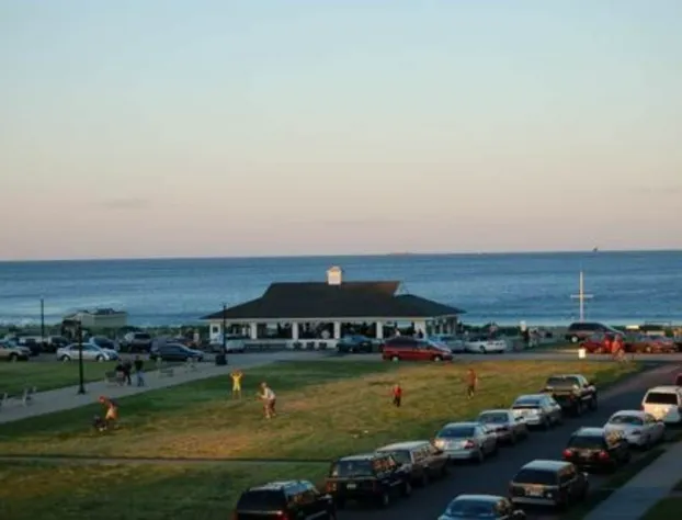 The Ocean Plaza hotel detail image 3