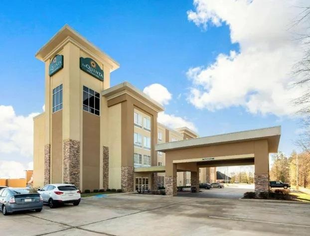La Quinta Inn & Suites by Wyndham West Monroe hotel detail image 2
