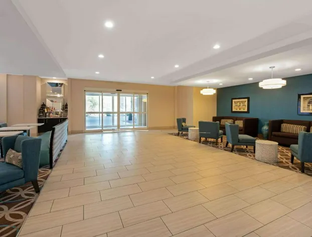 La Quinta Inn & Suites by Wyndham West Monroe hotel detail image 4