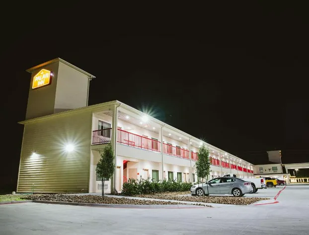 Palace Inn 290 & Jones Rd hotel detail image 4