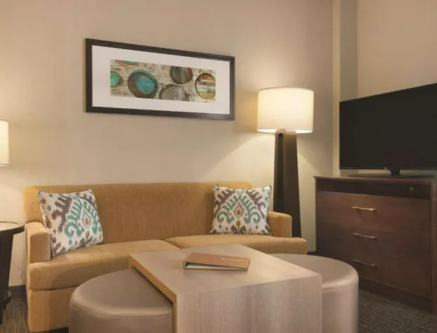 Homewood Suites by Hilton Calgary Downtown hotel detail image 4