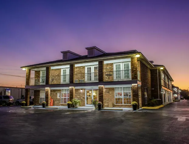 Richland Inn Lawrenceburg hotel detail image 3