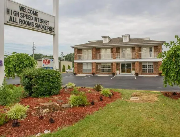 Richland Inn Lawrenceburg hotel detail image 2