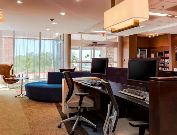 Fairfield Inn & Suites by Marriott Snyder hotel detail image 4