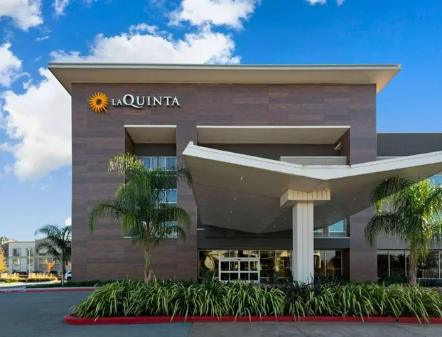 La Quinta Inn & Suites by Wyndham Morgan Hill-San Jose South hotel detail image 2