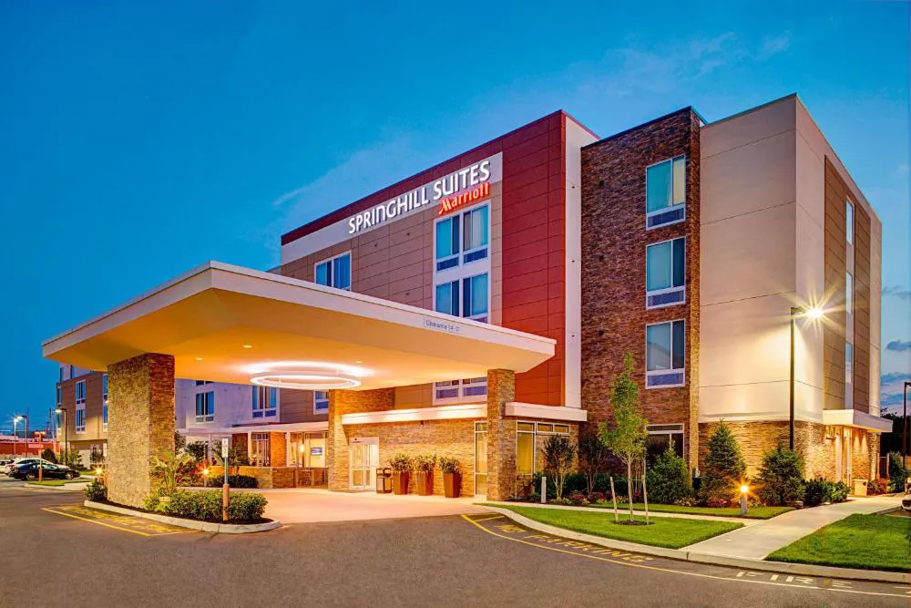 Springhill Suites by Marriott Carle Place Garden City hotel hero