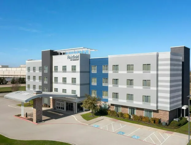 Fairfield Inn & Suites Dallas West/i-30 hotel detail image 2