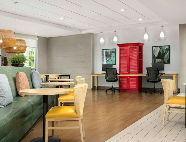 Home2 Suites by Hilton Tallahassee State Capitol hotel detail image 3