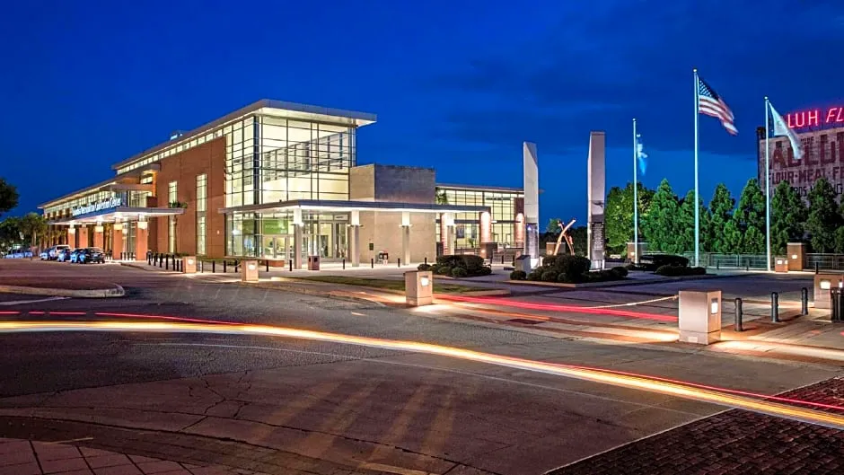 Magnuson Hotel Columbia hotel hero