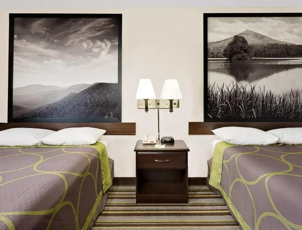 Super 8 by Wyndham Waynesboro hotel detail image 4