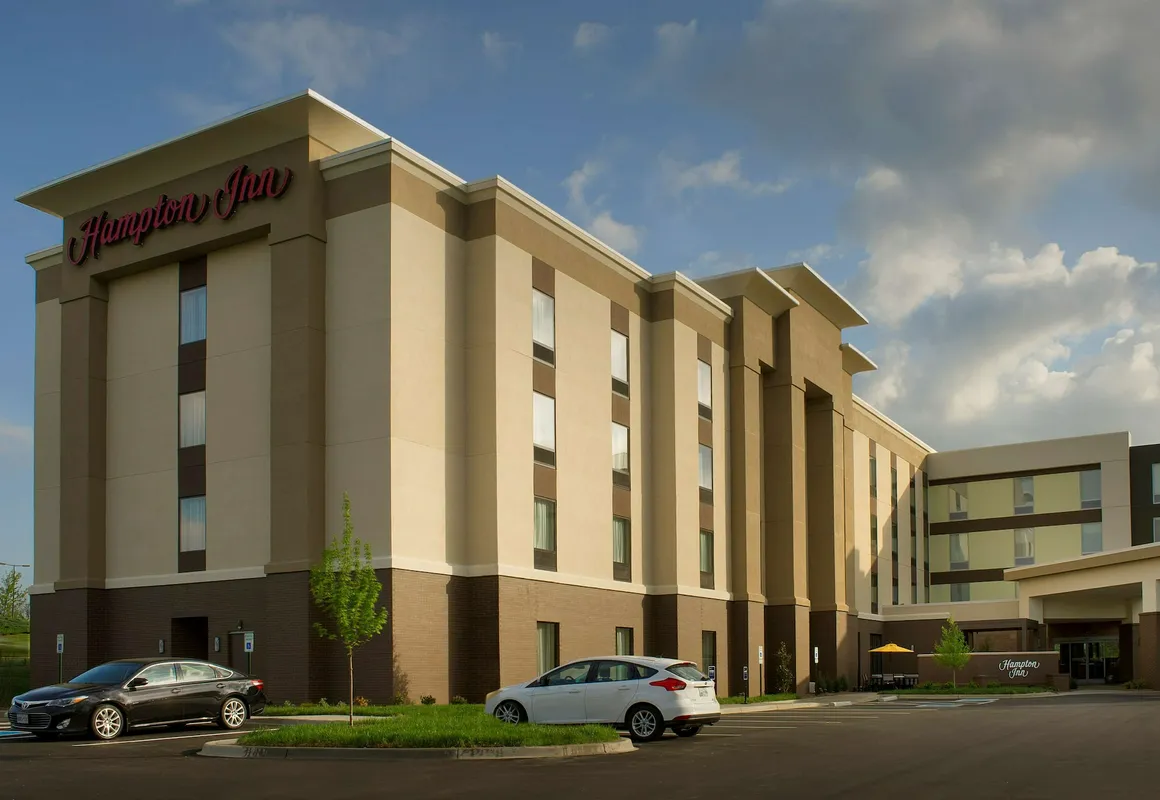 Hampton Inn Louisville East/Hurstbourne hotel hero
