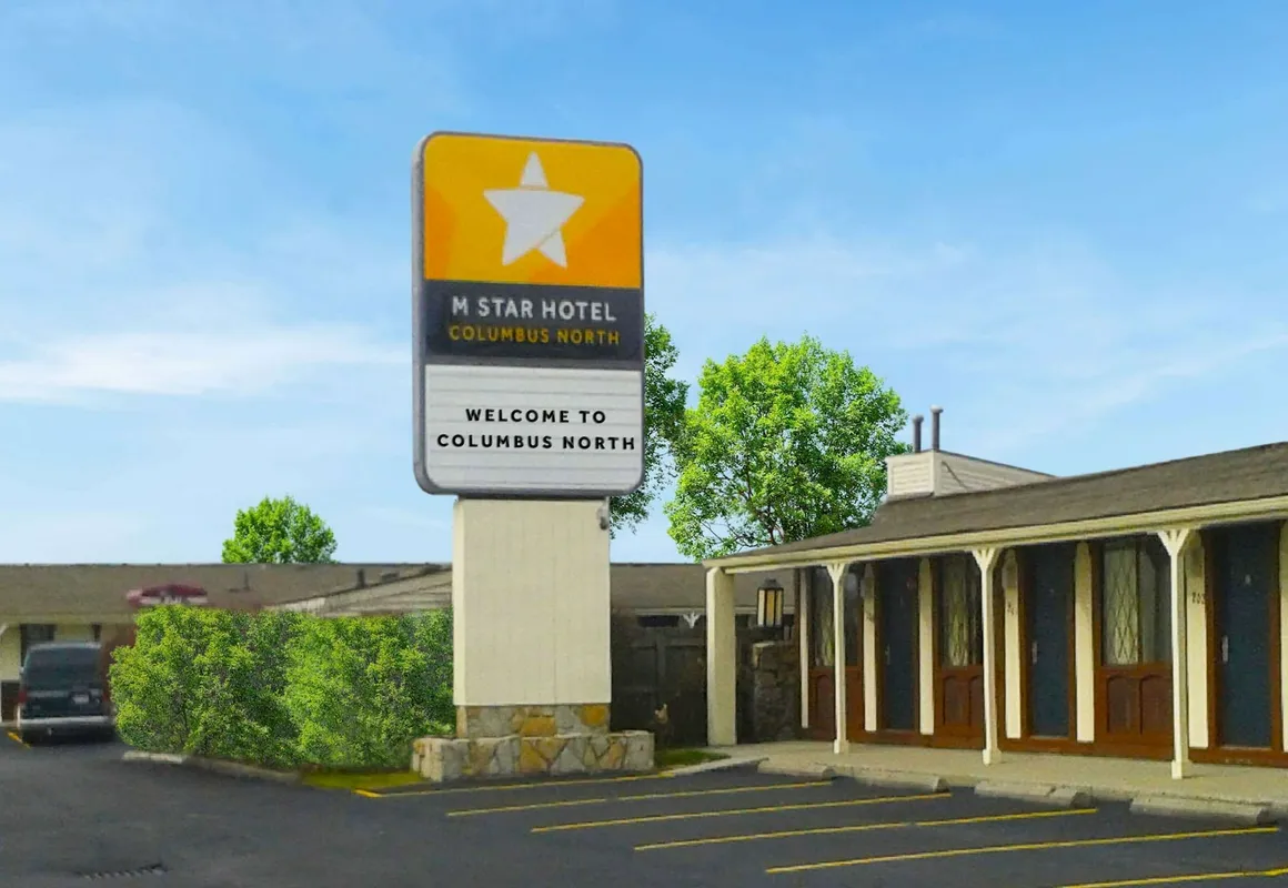 M Star Columbus North hotel hero