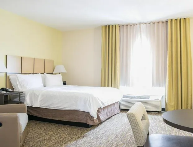 Candlewood Suites Bay City by IHG hotel detail image 3