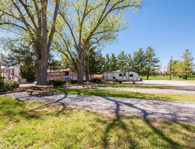 Rodeway Inn & Suites Charles Town hotel detail image 2