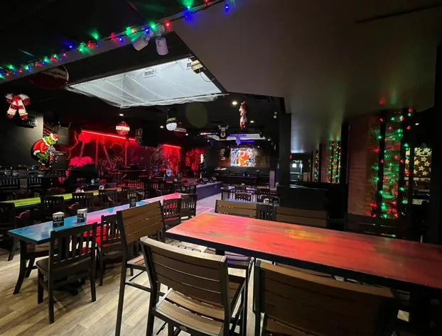 Commercial Hotel hotel detail image 3