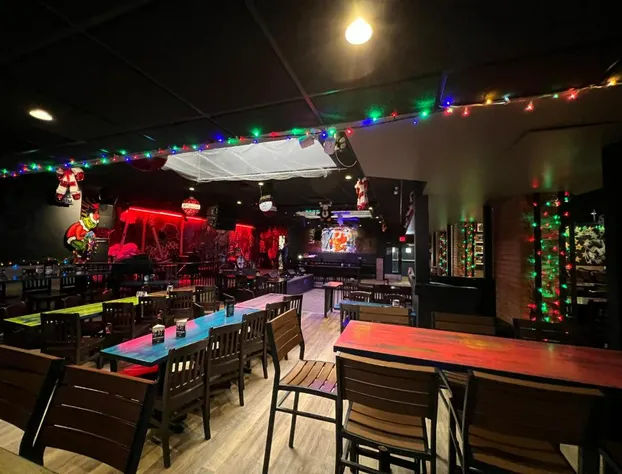 Commercial Hotel hotel detail image 4