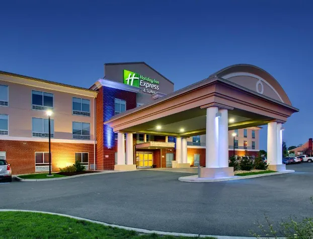 Holiday Inn Express & Suites Lancaster East - Strasburg by IHG hotel detail image 2