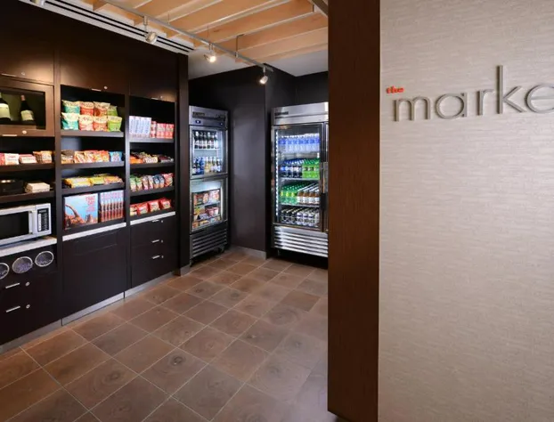 Courtyard by Marriott Dallas Plano/The Colony hotel detail image 1