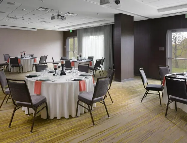 Courtyard by Marriott Dallas Plano/The Colony hotel detail image 3