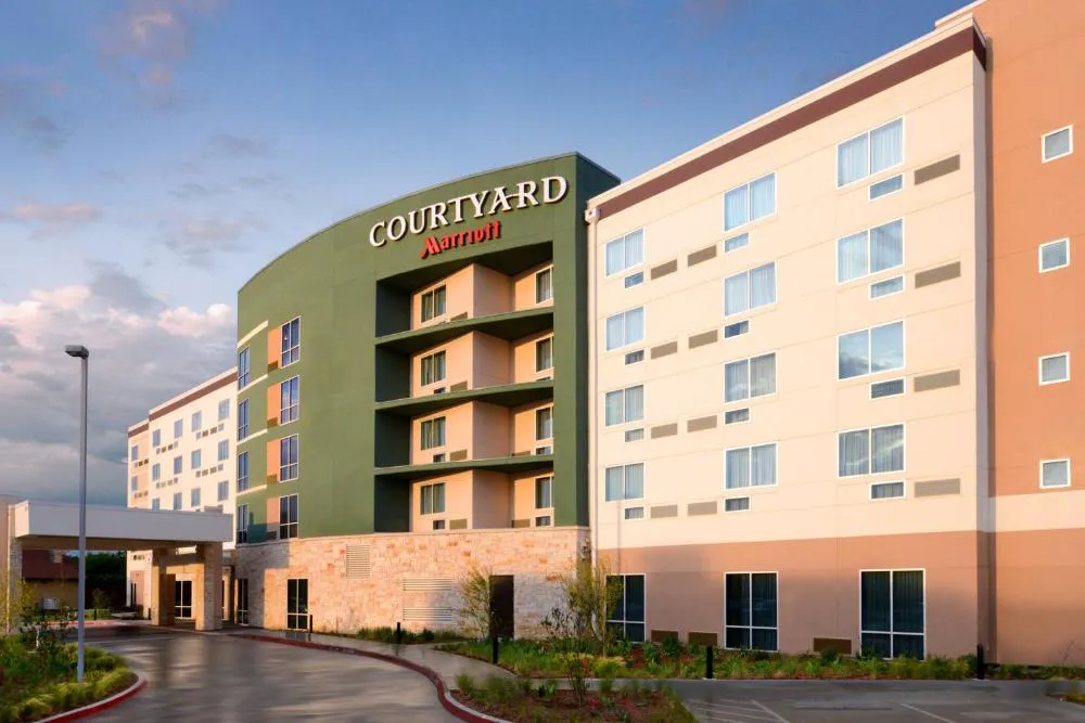 Courtyard by Marriott Dallas Plano/The Colony hotel hero