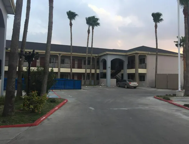 Texas Inn Downtown McAllen hotel detail image 1