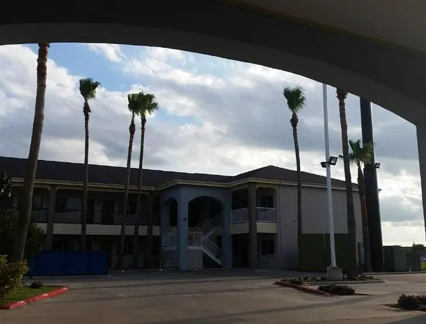 Texas Inn Downtown McAllen hotel detail image 4