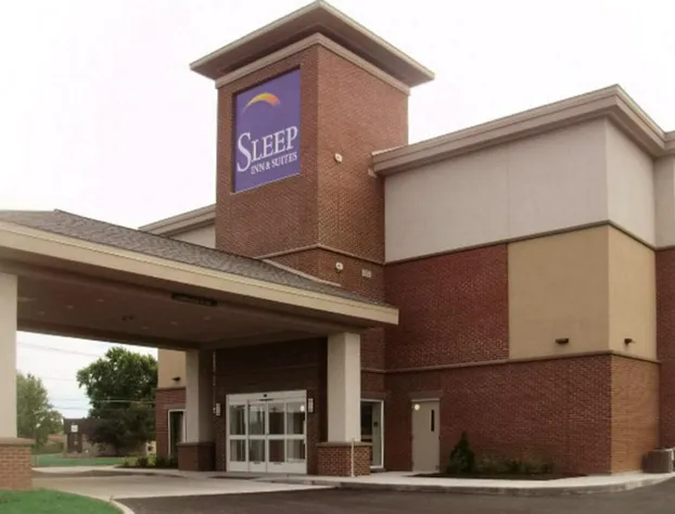 Sleep Inn & Suites Airport hotel detail image 1