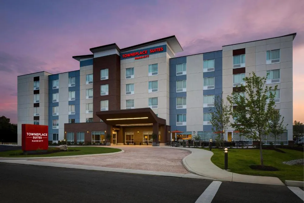 TownePlace Suites by Marriott Pittsburgh Harmarville hotel hero
