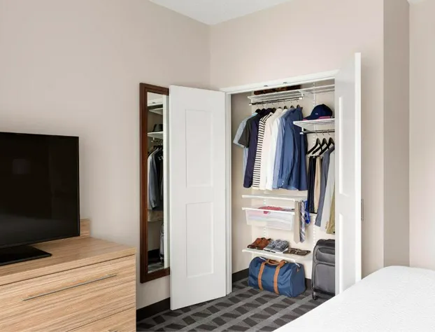 TownePlace Suites by Marriott Pittsburgh Harmarville hotel detail image 2