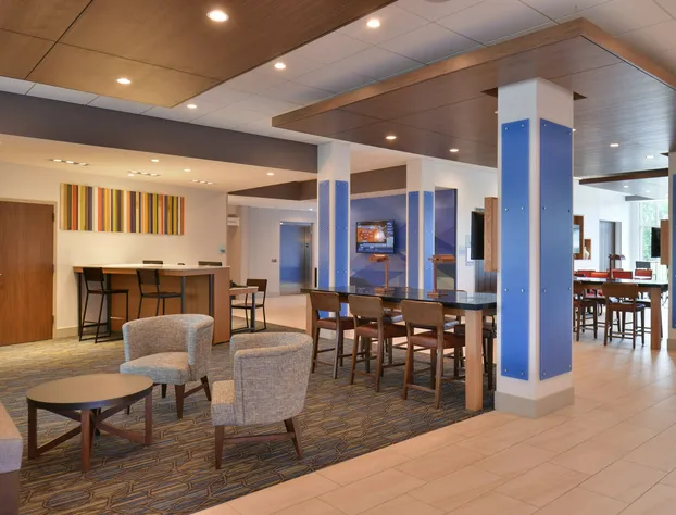 Holiday Inn Express & Suites Omaha Airport by IHG hotel detail image 3