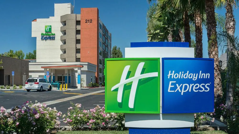Holiday Inn Express Fullerton - Anaheim by IHG hotel hero