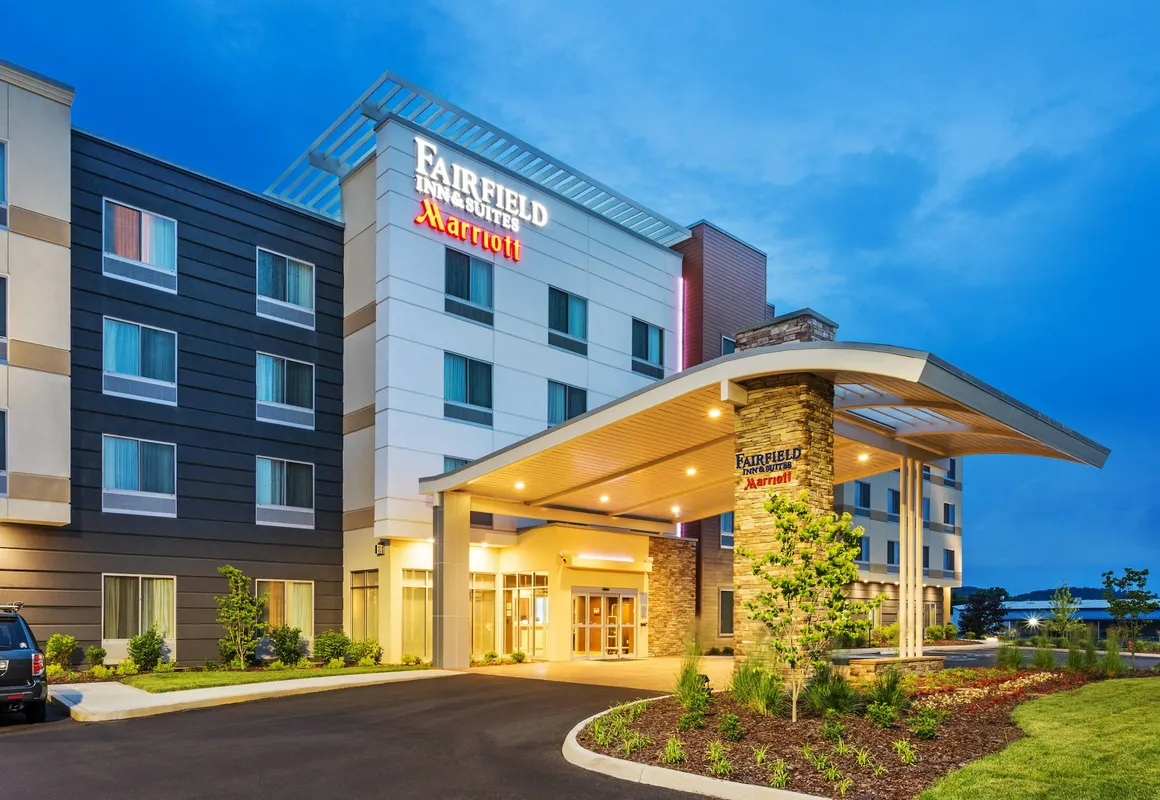 Fairfield Inn & Suites by Marriott Johnson City hotel hero