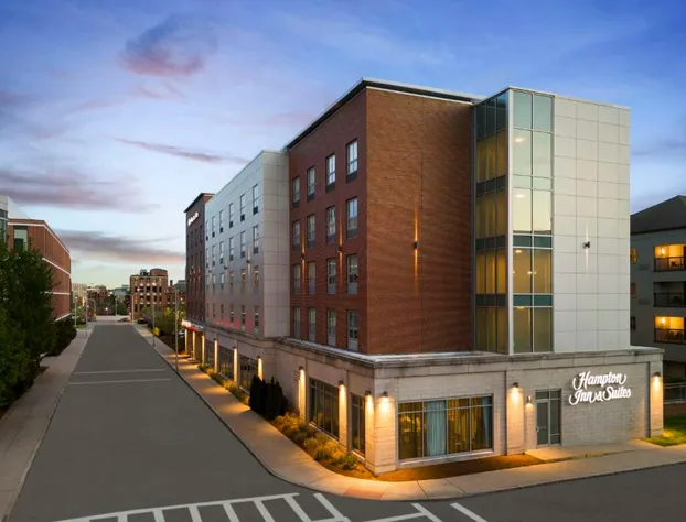 Hampton Inn & Suites Worcester hotel detail image 2