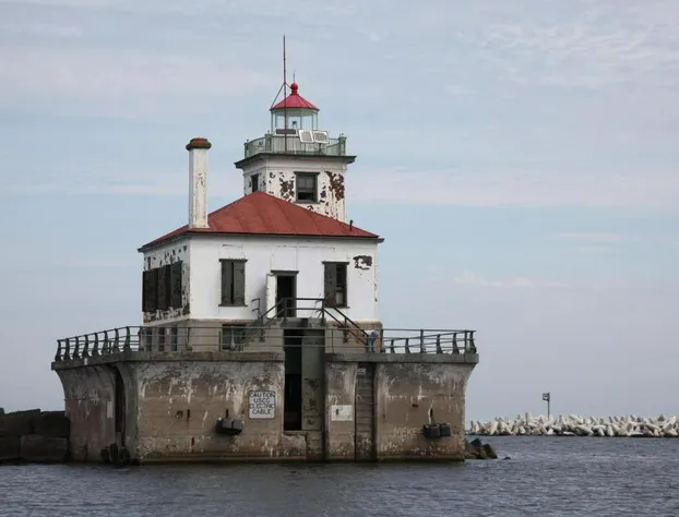 Holiday Inn Express & Suites Oswego by IHG hotel detail image 2