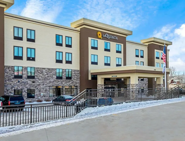 La Quinta Inn & Suites by Wyndham Gillette hotel detail image 1