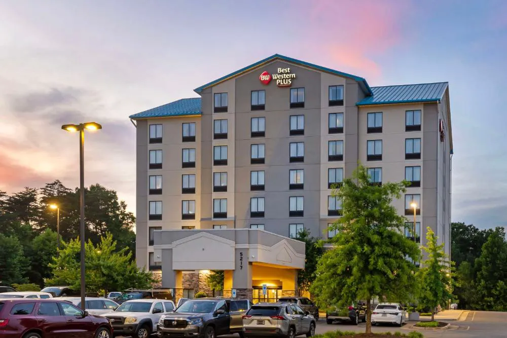 Best Western Plus Thornburg Inn & Suites hotel hero