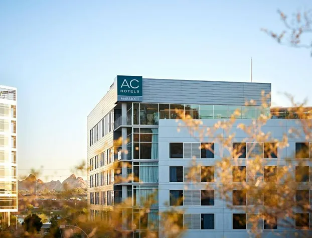 AC Hotel Phoenix Tempe/Downtown hotel detail image 1