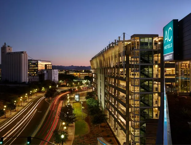 AC Hotel Phoenix Tempe/Downtown hotel detail image 2