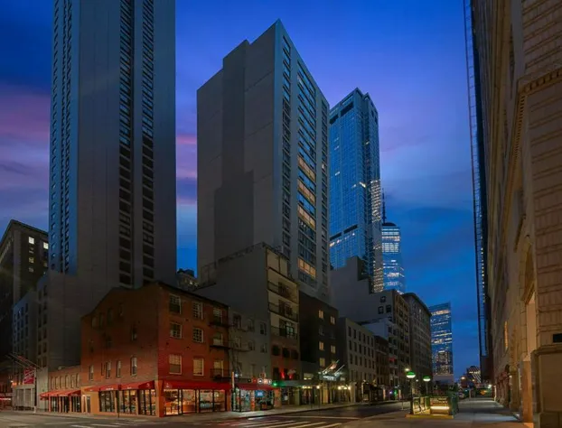 Courtyard by Marriott New York World Trade Center Area hotel detail image 2