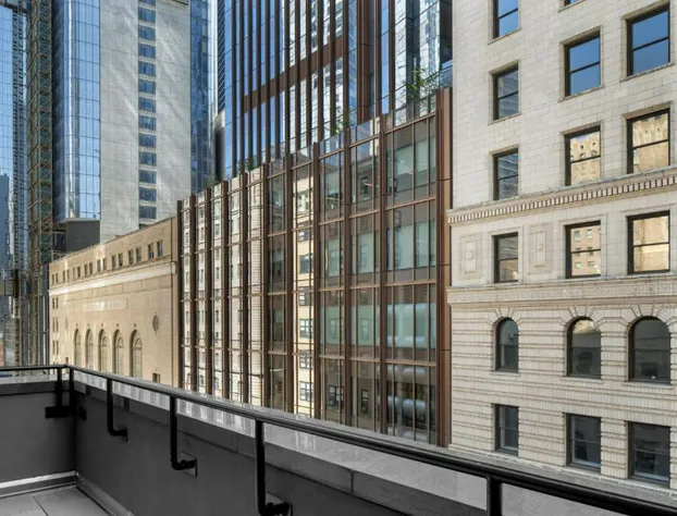 Courtyard by Marriott New York World Trade Center Area hotel detail image 3