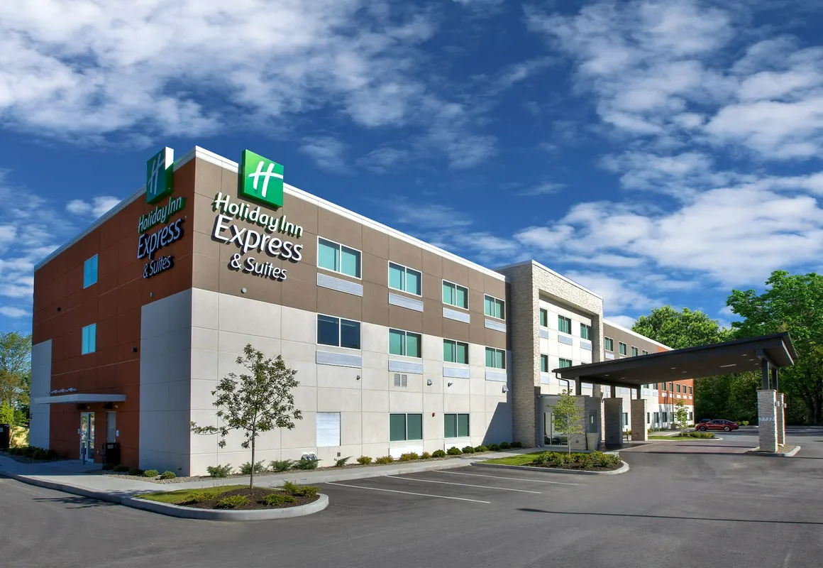 Holiday Inn Express & Suites New Castle by IHG hotel hero