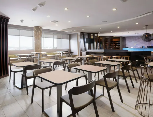 SpringHill Suites by Marriott San Antonio NW at The Rim hotel detail image 3