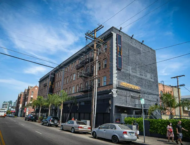 H Hotel hotel detail image 3