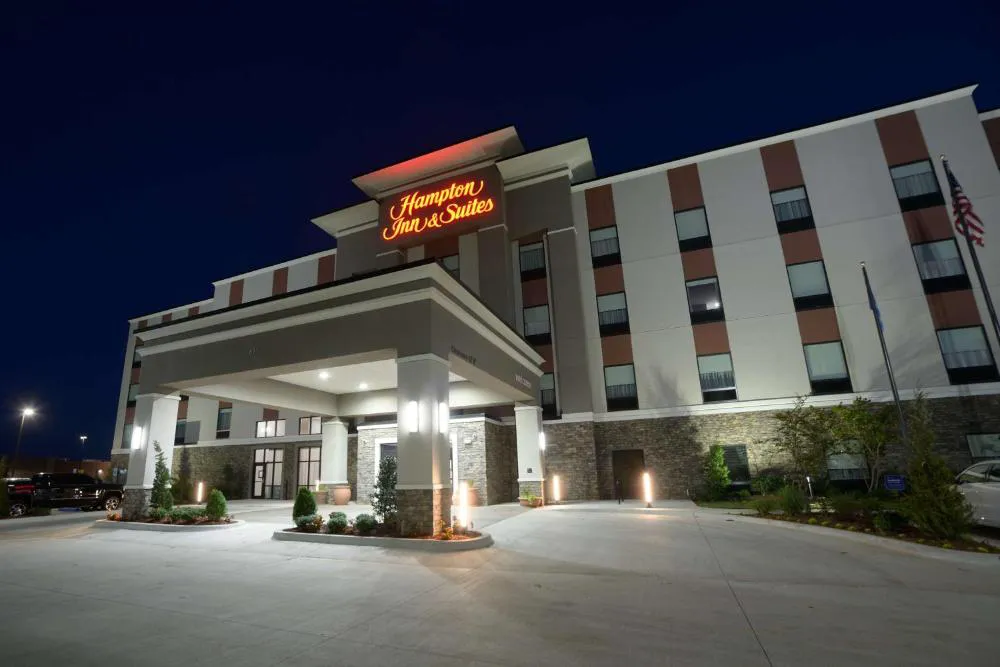 Hampton Inn & Suites Stillwater West hotel hero